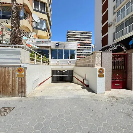 Carolina 7 * Benidorm